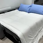 Aqua Dreams -Serviced Luxury Apartment, Coyles Place At Portland 88